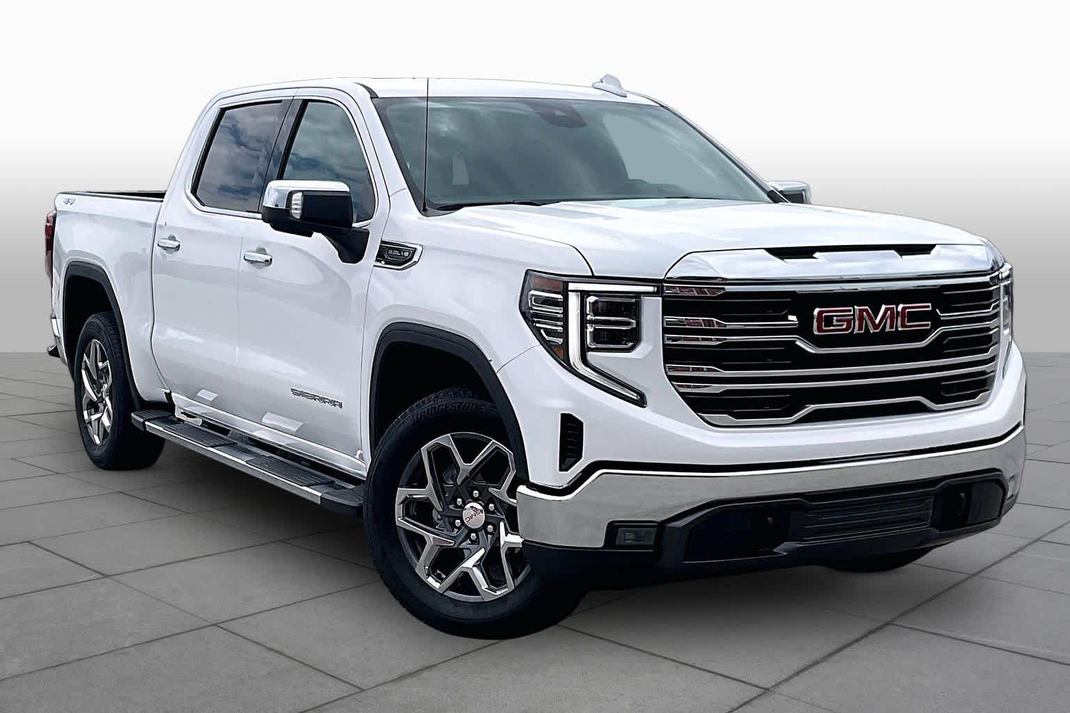 2024 GMC Sierra 1500 SLT - 2