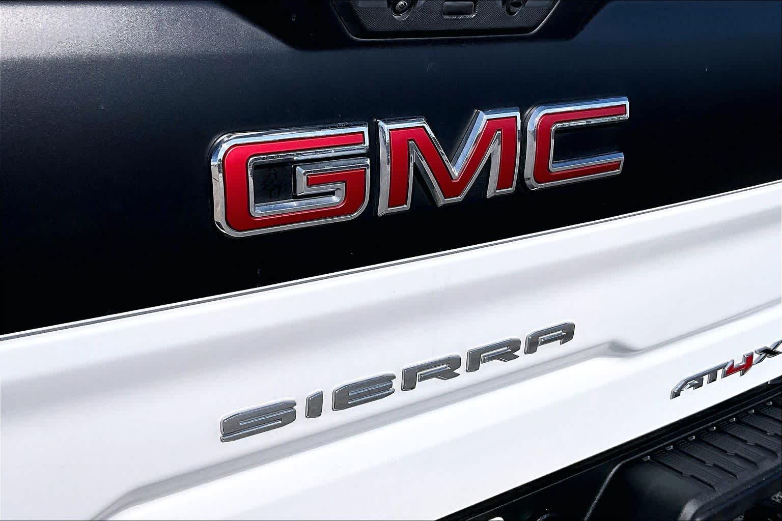 2024 GMC Sierra 1500 AT4X Summit White at Group 1 GMC Buick South