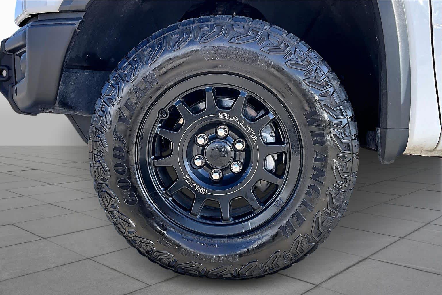 2024 GMC Sierra 1500 AT4X Summit White at Group 1 GMC Buick South