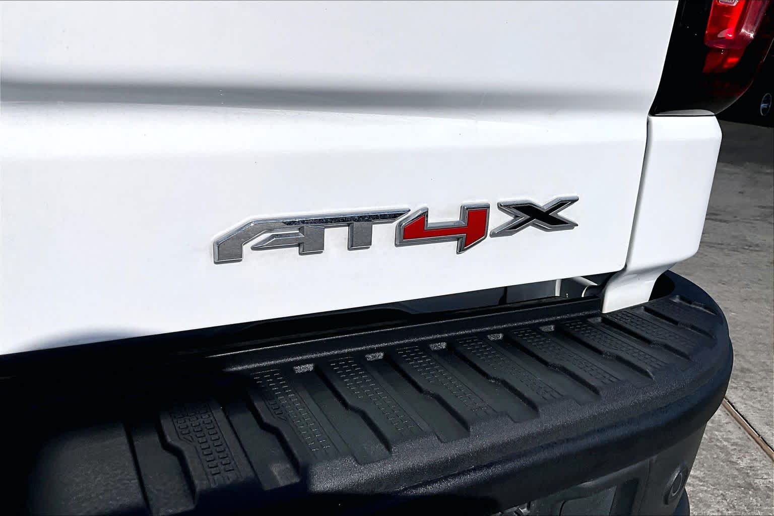 2024 GMC Sierra 1500 AT4X Summit White at Group 1 GMC Buick South
