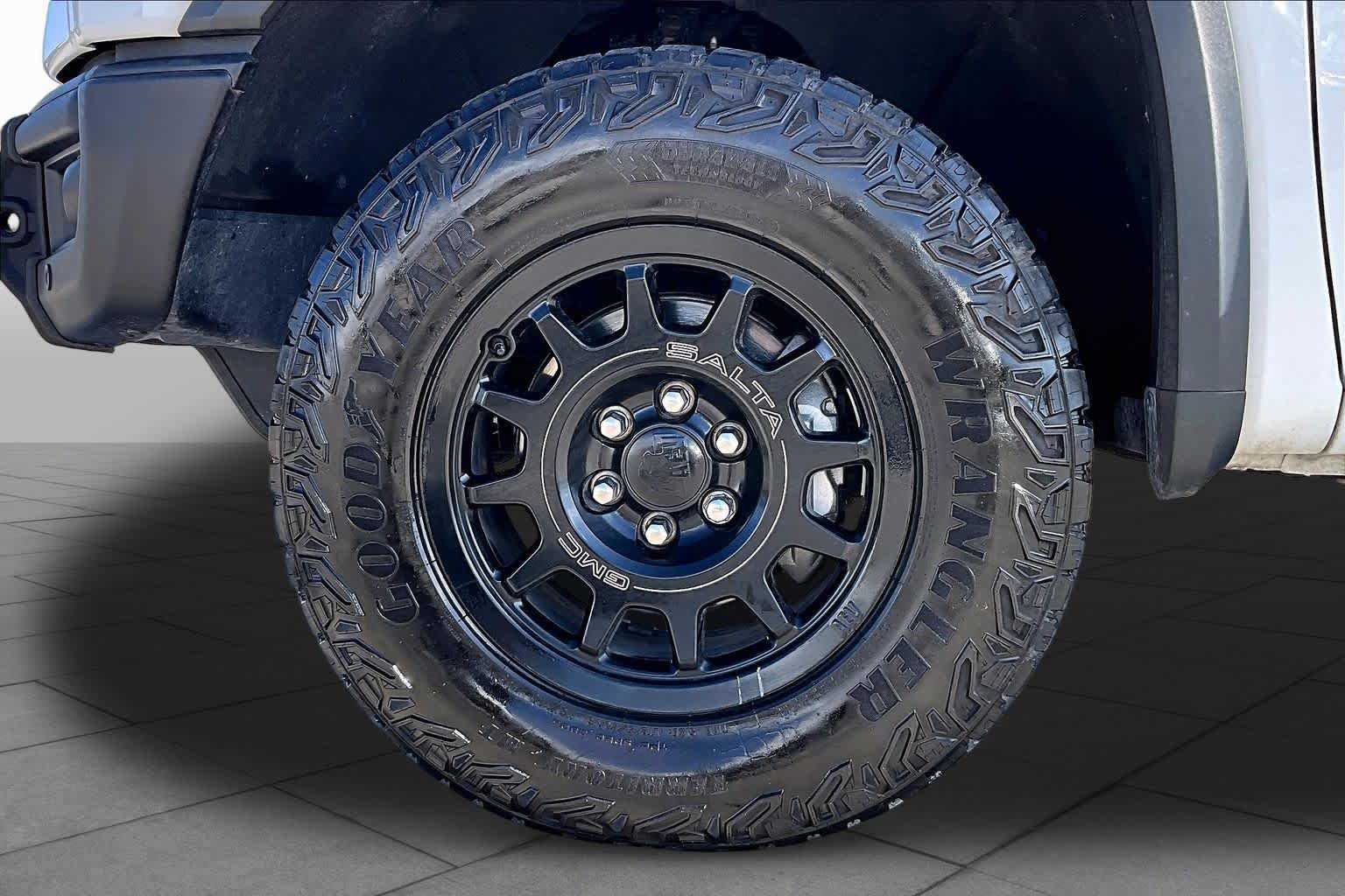 2024 GMC Sierra 1500 AT4X Summit White at Group 1 GMC Buick South