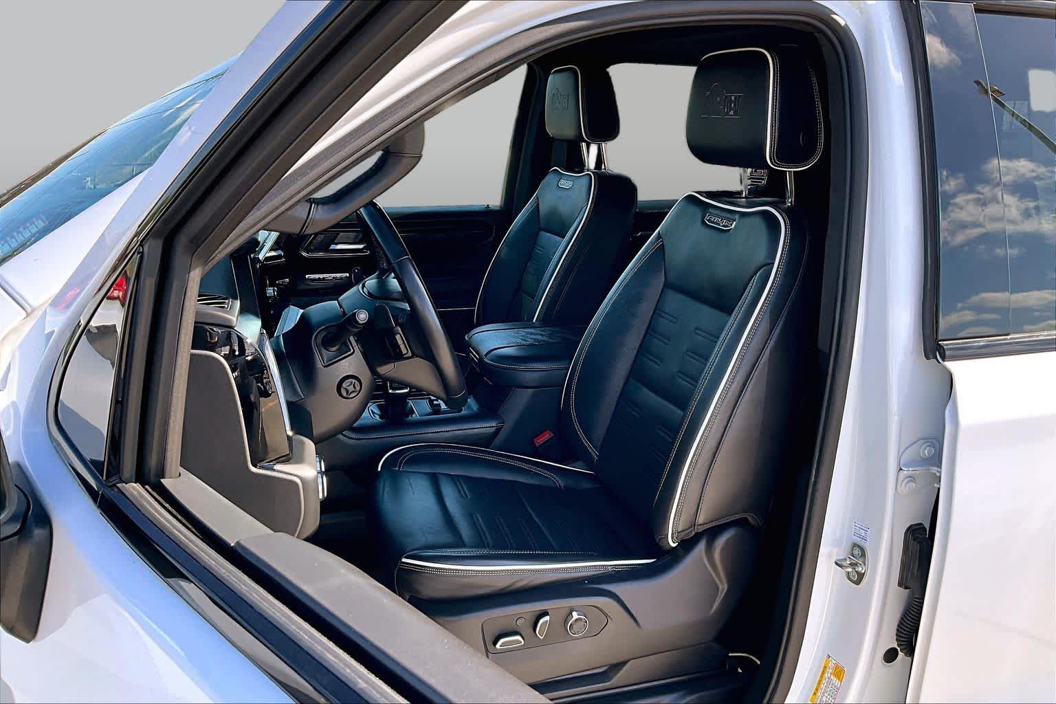 2024 GMC Sierra 1500 AT4X Summit White at Group 1 GMC Buick South