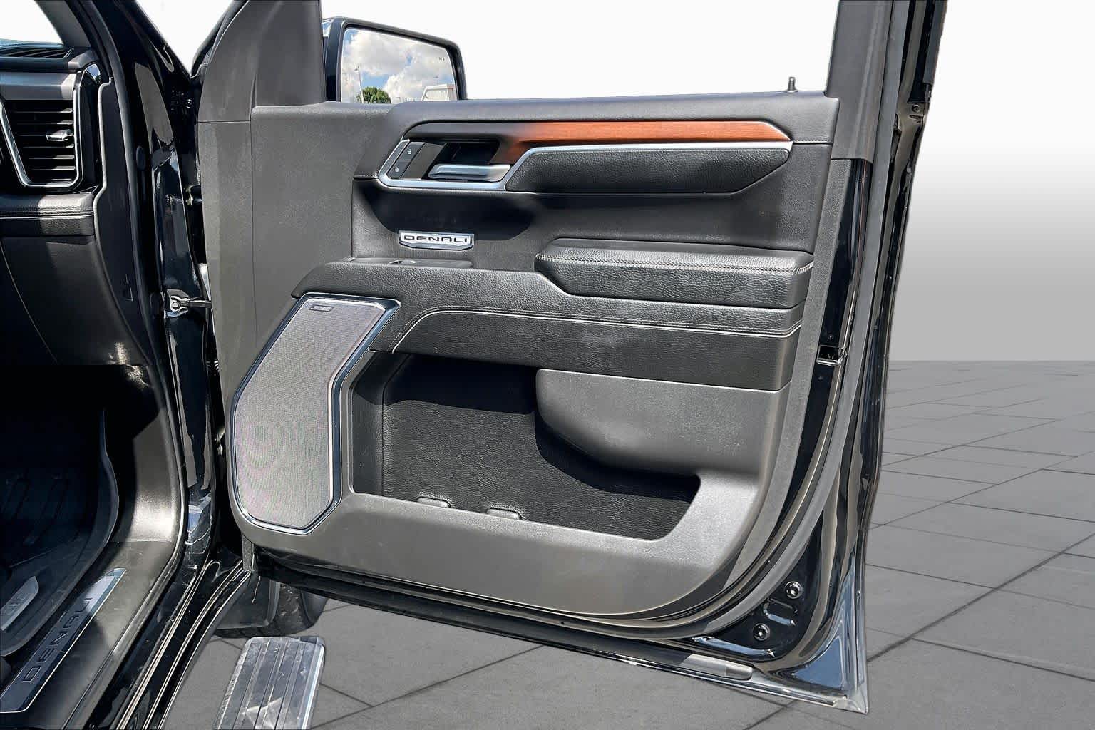 2024 GMC Sierra 1500 Denali Onyx Black at Texan GMC Buick