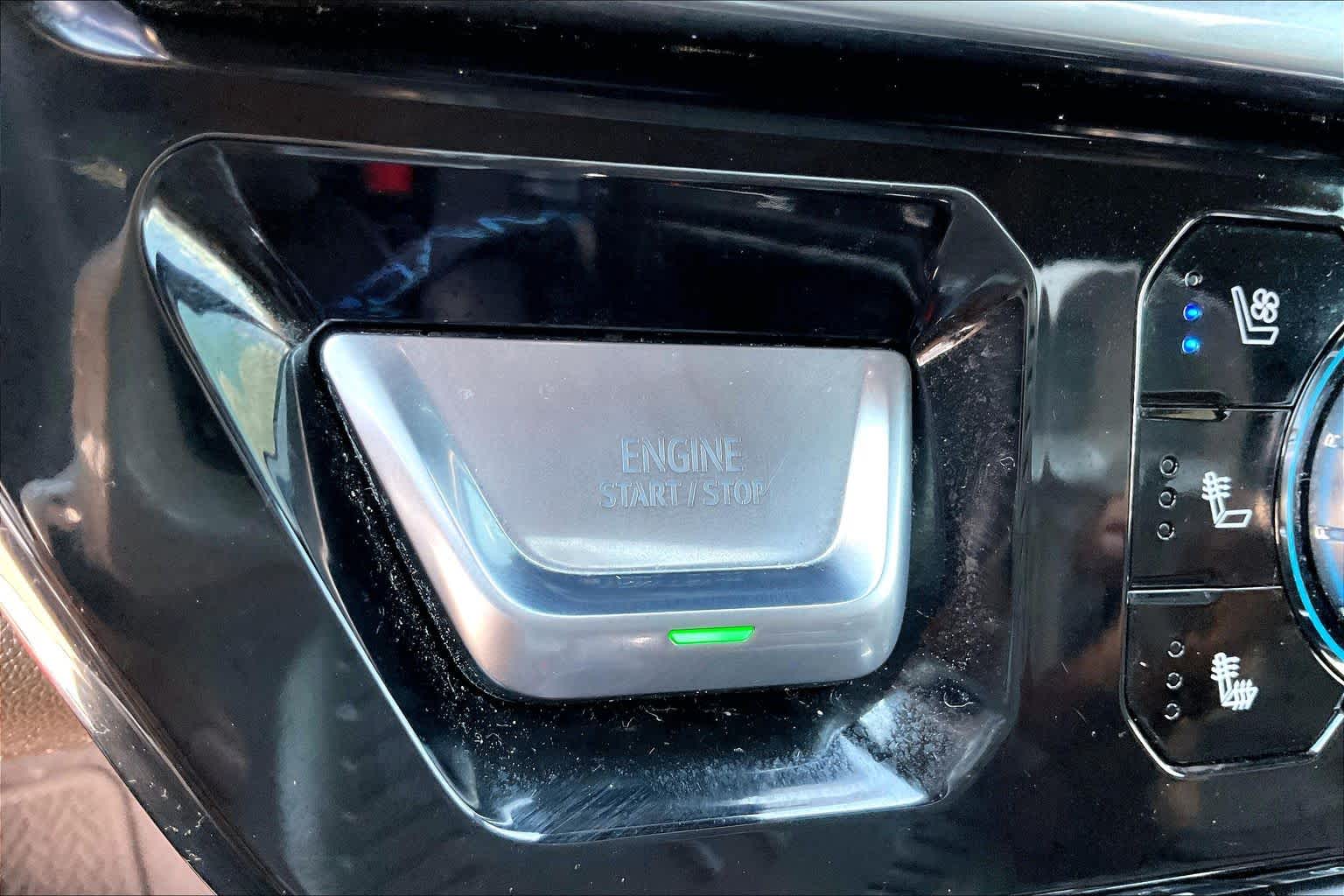 2023 GMC Sierra 1500 Denali White Frost Tricoat at Beck & Masten Kia