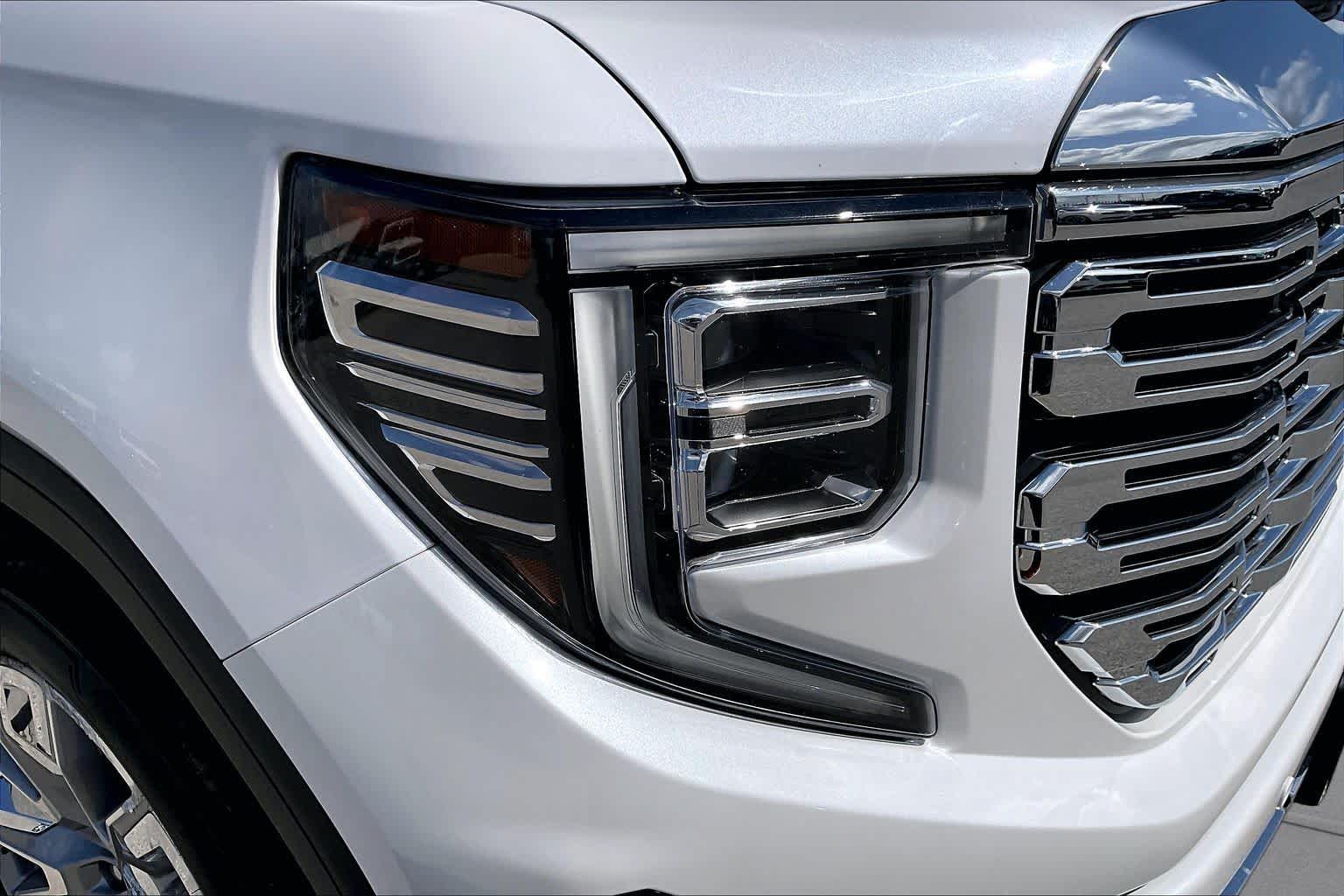 2023 GMC Sierra 1500 Denali White Frost Tricoat at Beck & Masten Kia