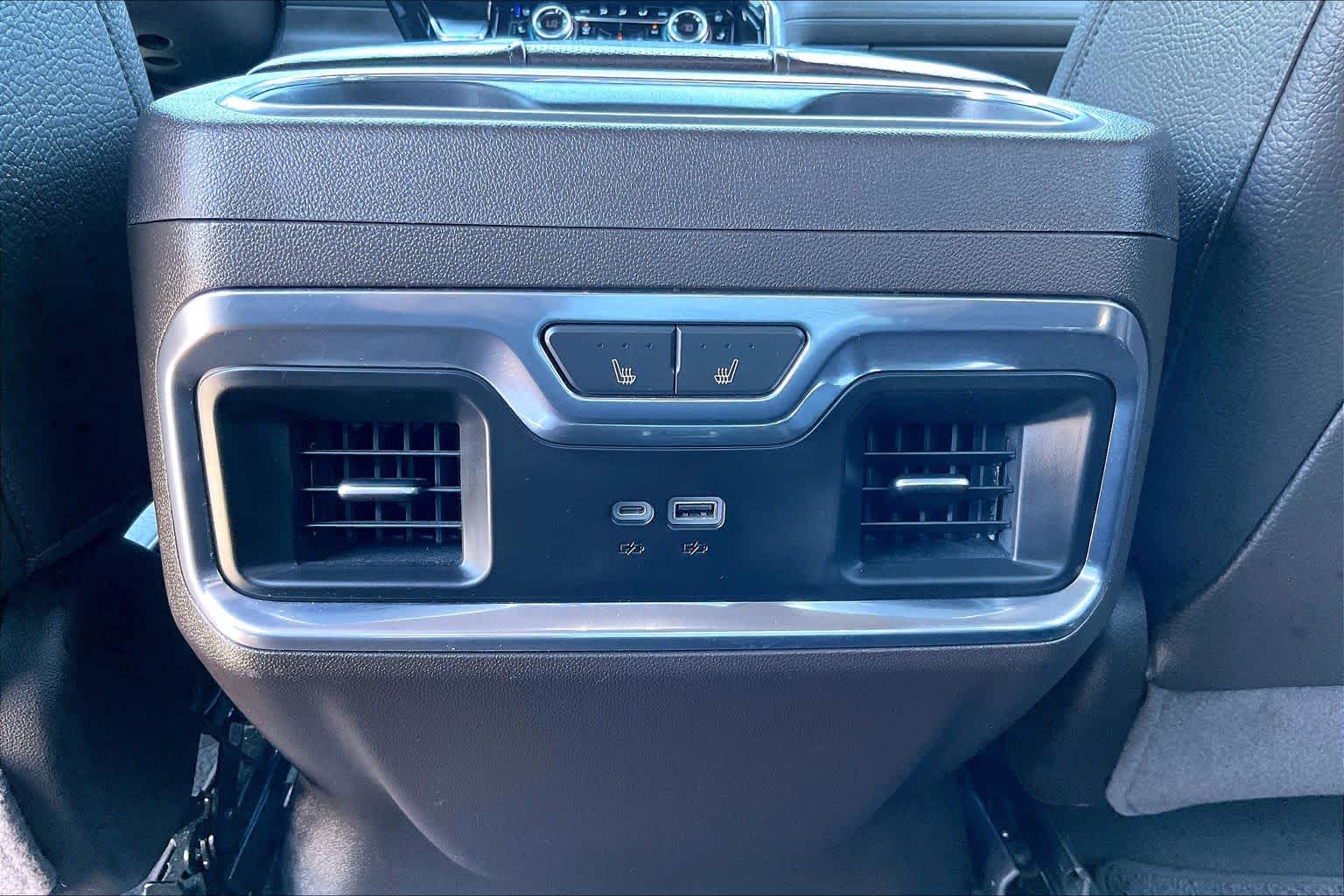 2023 GMC Sierra 1500 photo 32 of 35