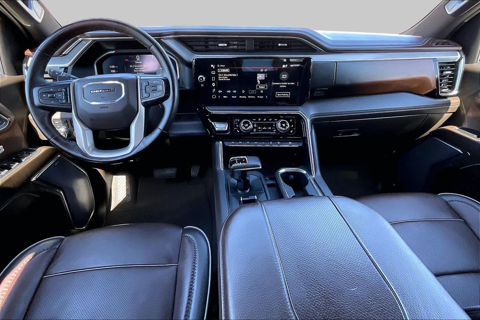 2023 GMC Sierra 1500 photo 16 of 35