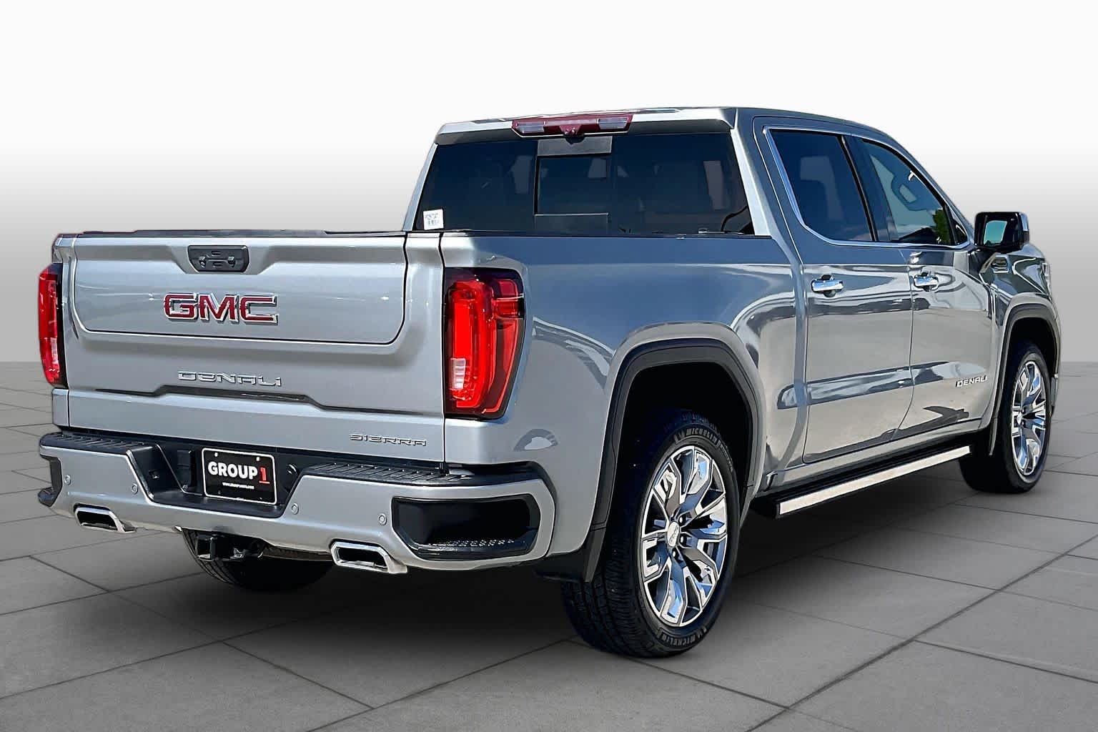 2023 GMC Sierra 1500 photo 13 of 35