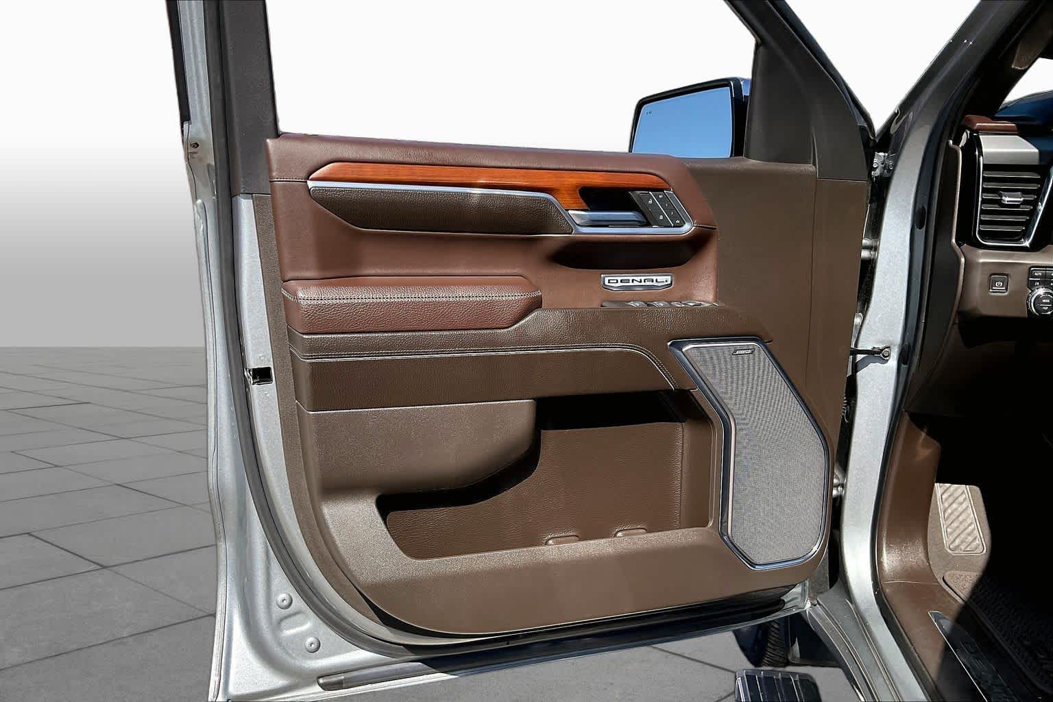 2023 GMC Sierra 1500 photo 22 of 35