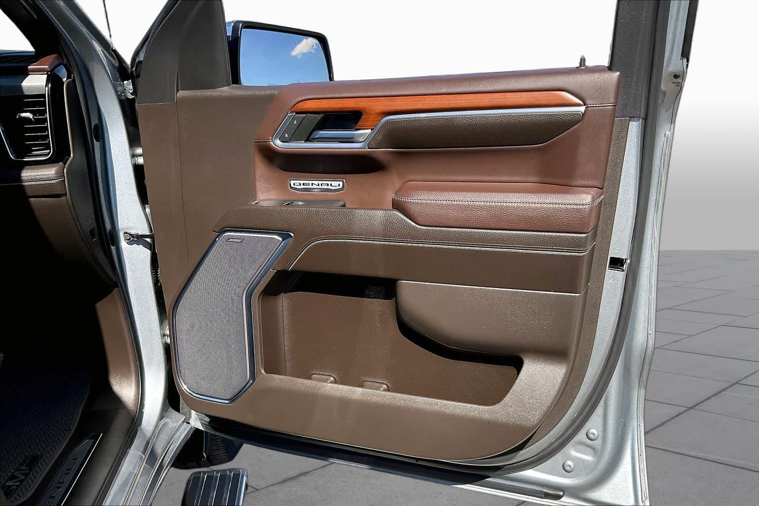 2023 GMC Sierra 1500 photo 23 of 35