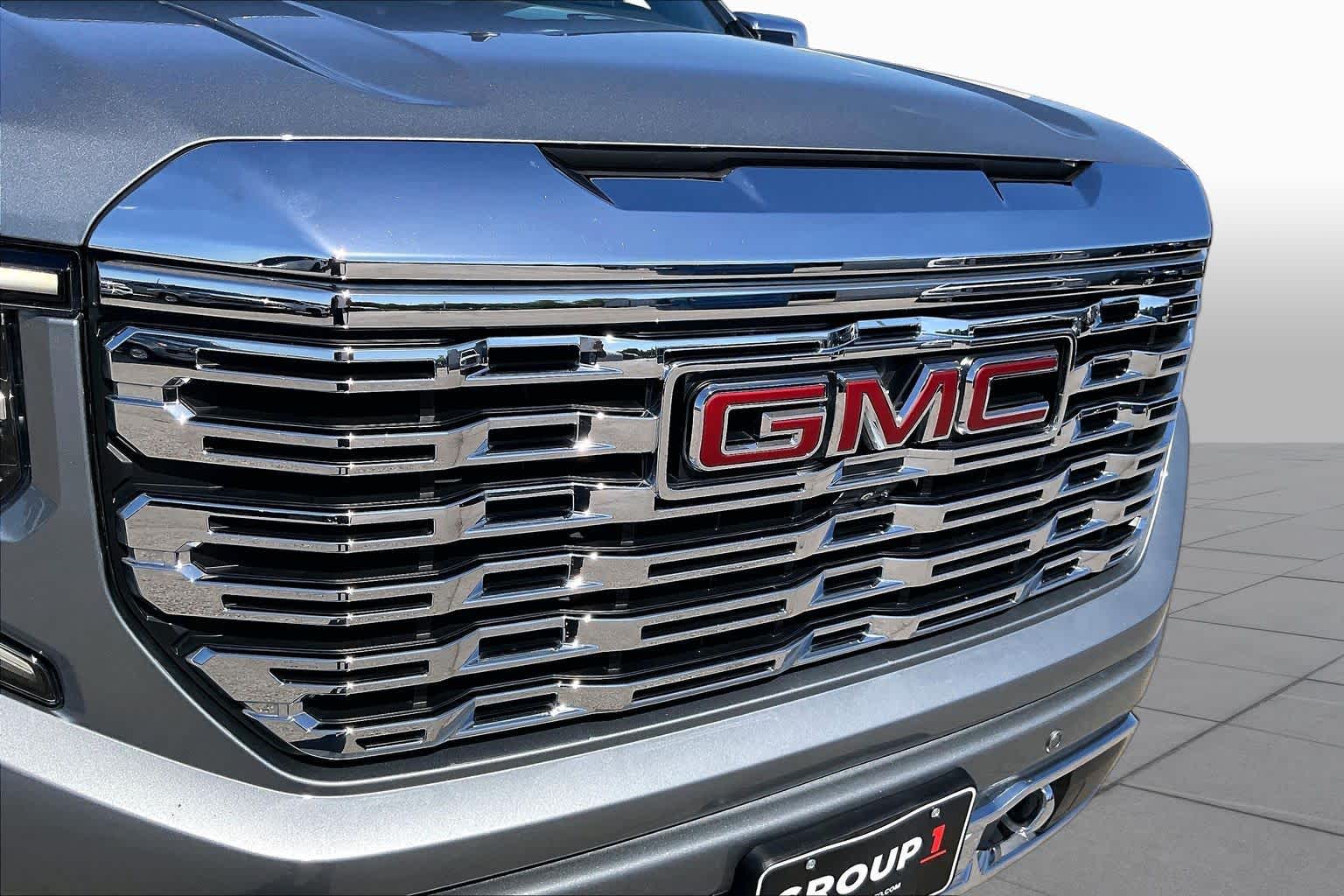 2023 GMC Sierra 1500 photo 30 of 35