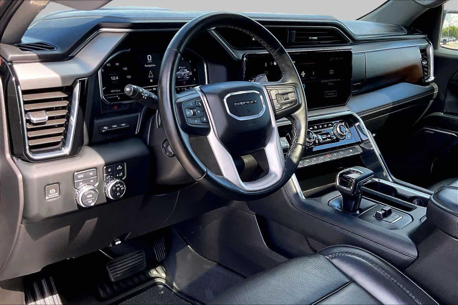 2024 GMC Sierra 1500 photo 18 of 35