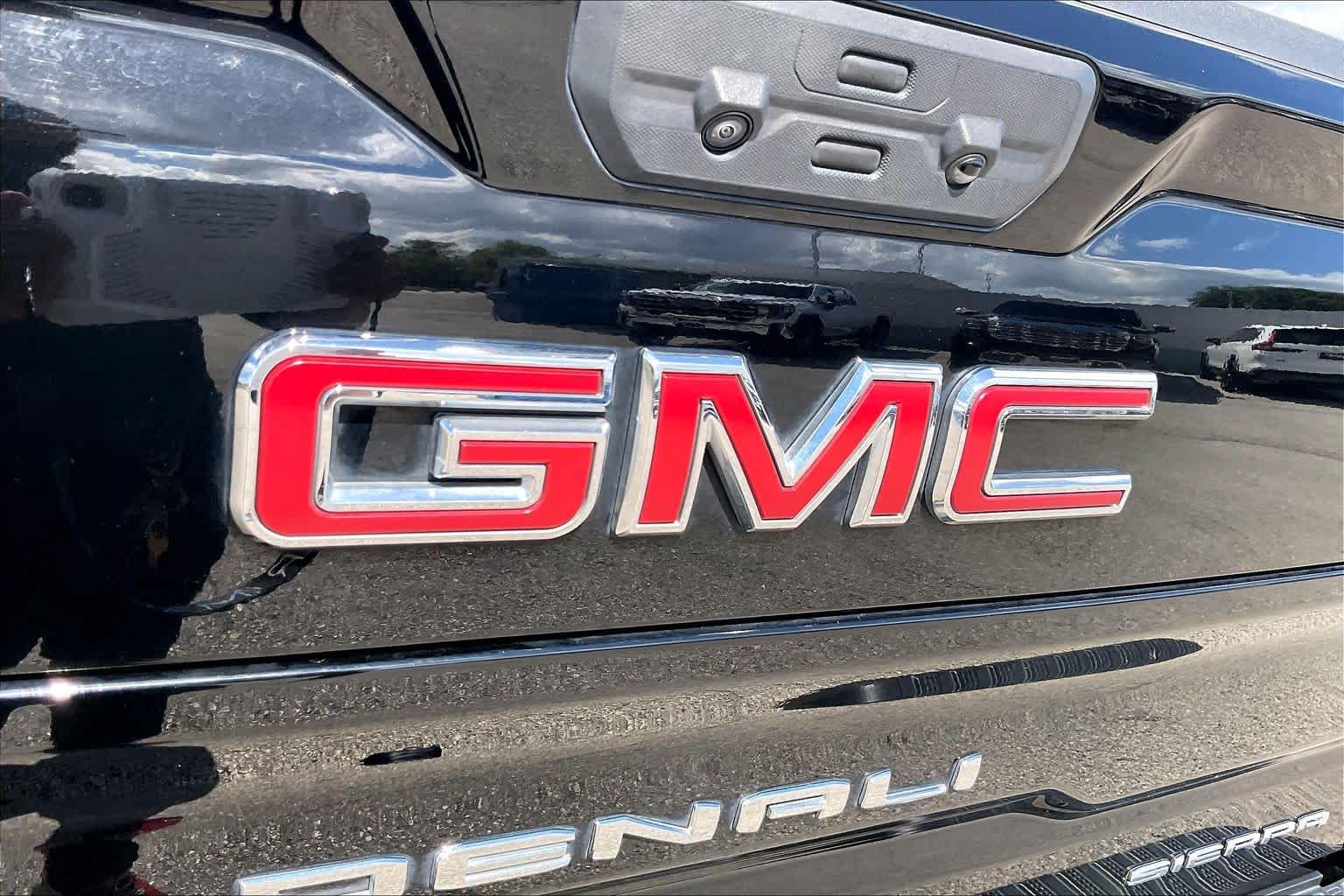 2024 GMC Sierra 1500 photo 31 of 35