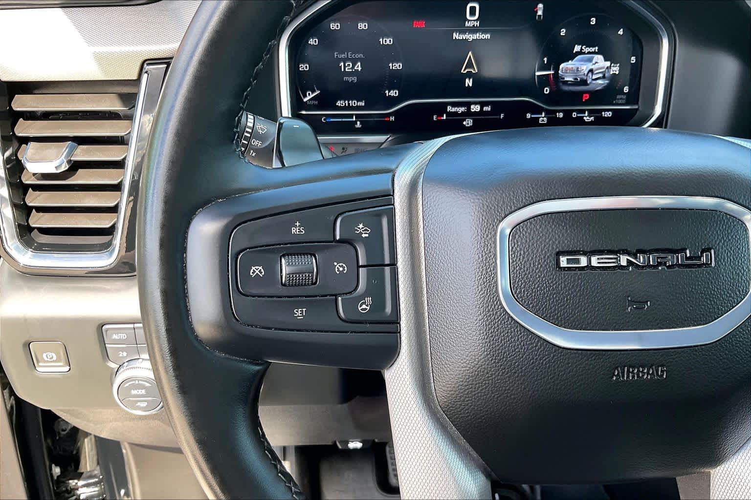 2024 GMC Sierra 1500 photo 24 of 35