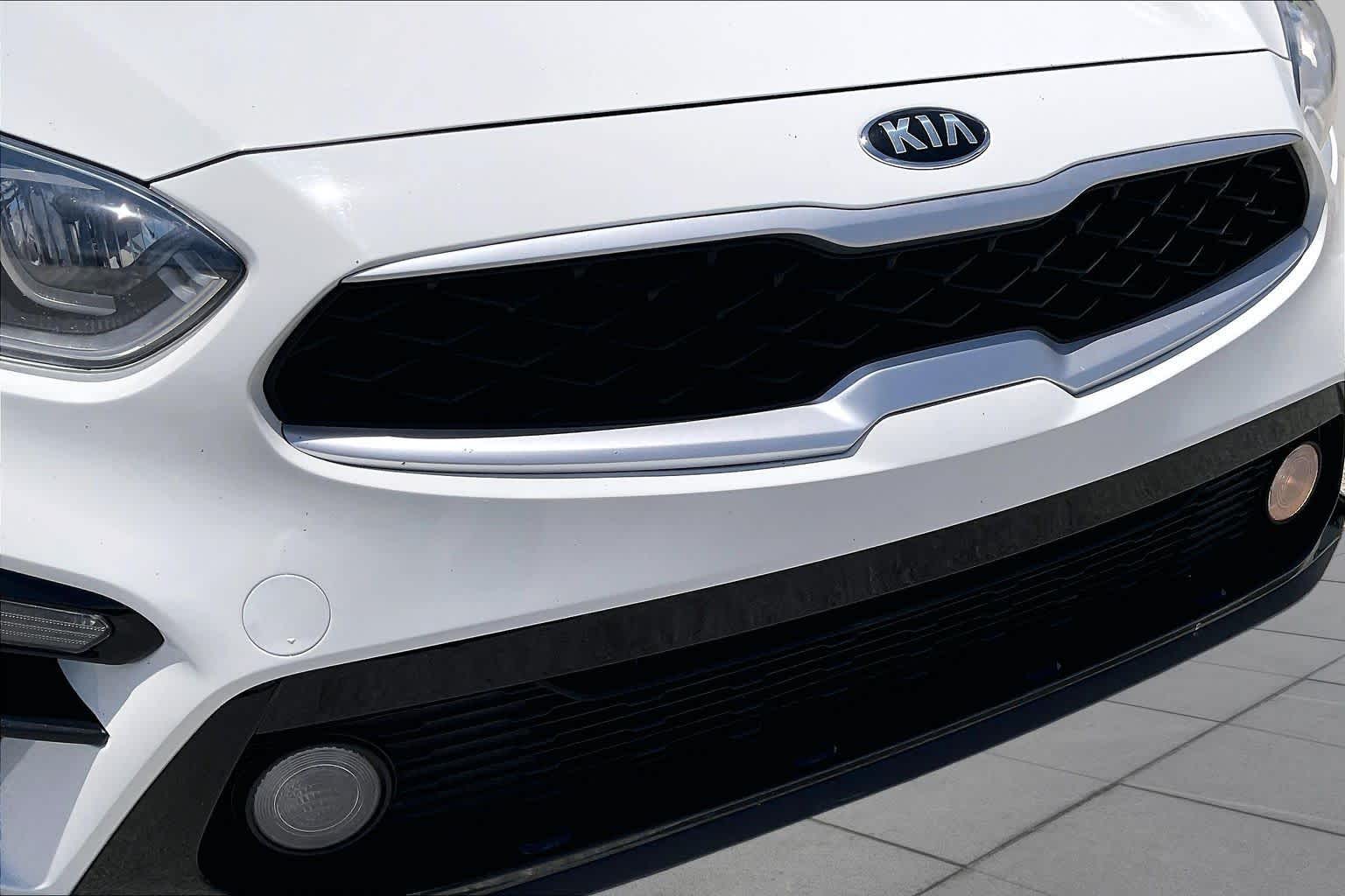 2021 Kia Forte LXS Clear White at HGreg Houston