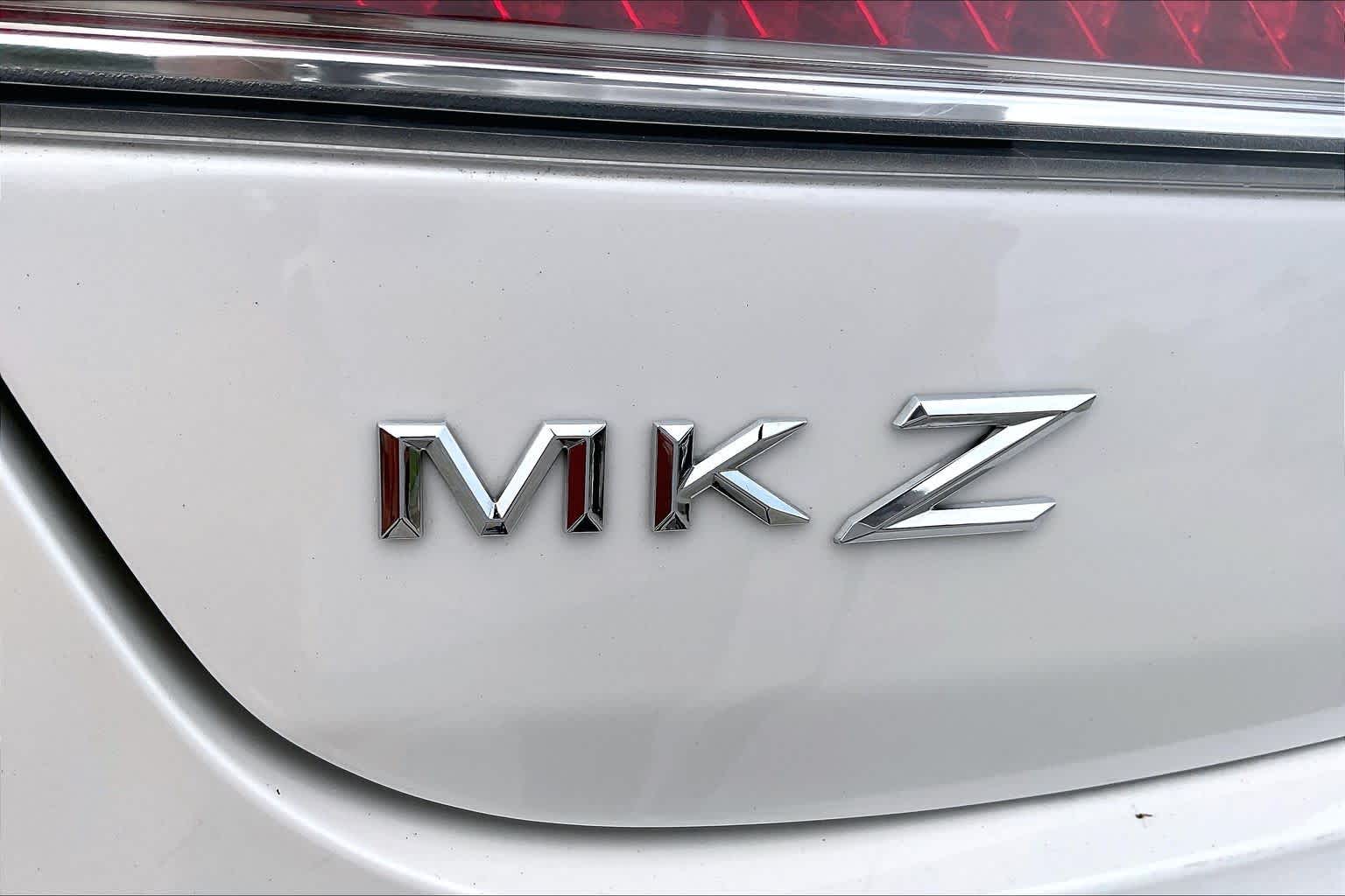 2016 Lincoln MKZ Hybrid White Platinum Metallic Tri-Coat at Davis Chevrolet