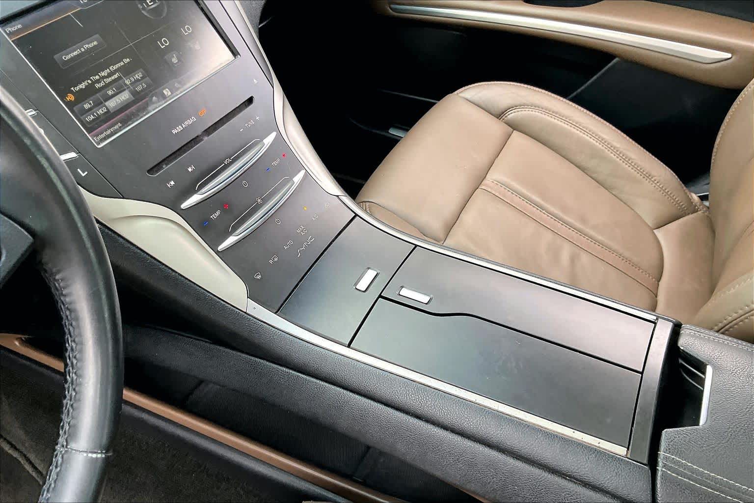 2016 Lincoln MKZ Hybrid White Platinum Metallic Tri-Coat at Davis Chevrolet