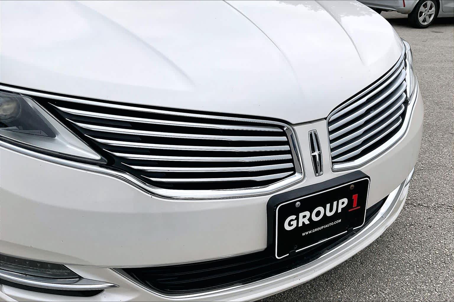 2016 Lincoln MKZ Hybrid White Platinum Metallic Tri-Coat at Davis Chevrolet