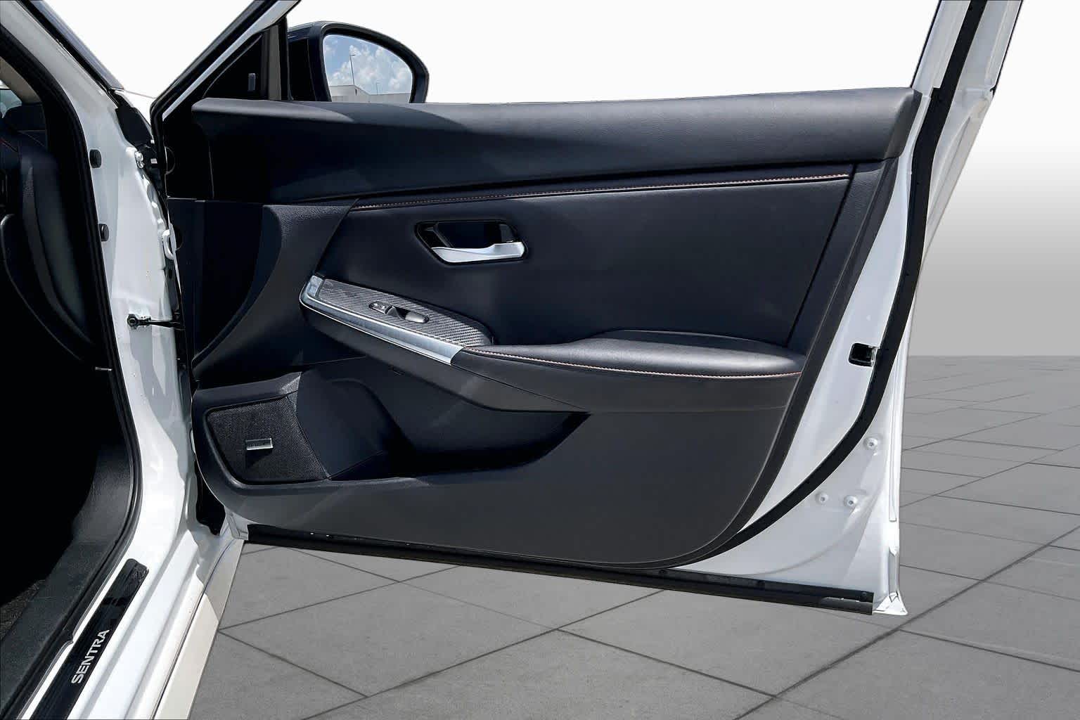 2025 Nissan Sentra SR Aspen White Tricoat/Super Black at Texan GMC Buick