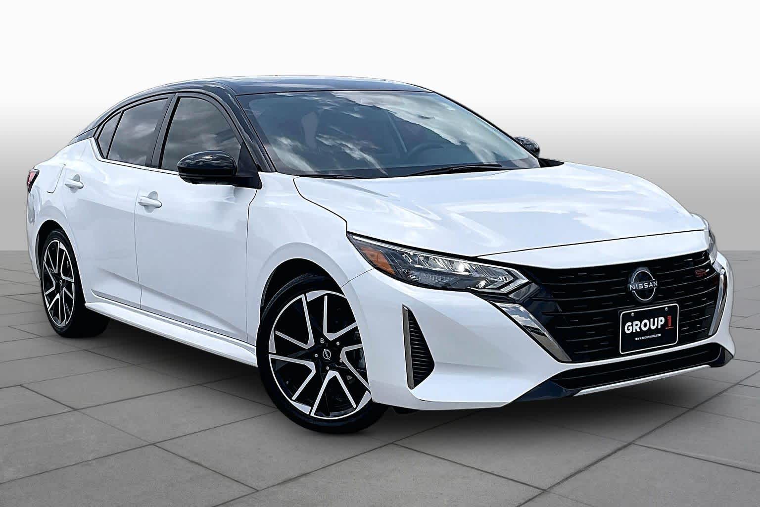 2025 Nissan Sentra SR Aspen White Tricoat/Super Black at Texan GMC Buick