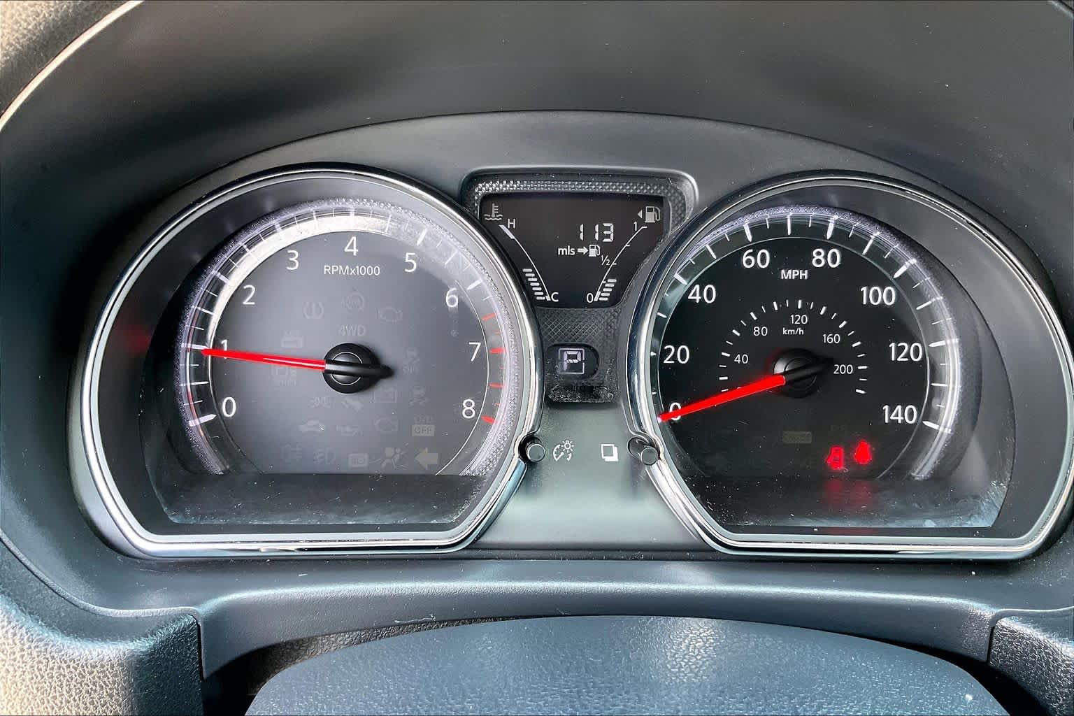2018 Nissan Versa Sedan photo 25 of 33