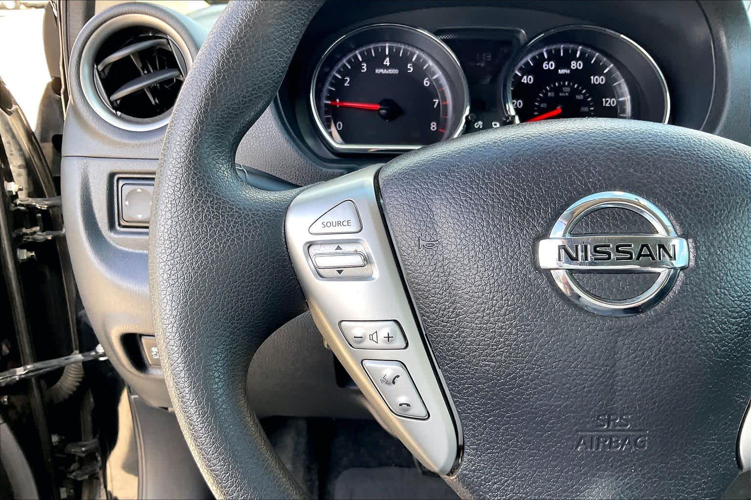 2018 Nissan Versa Sedan photo 23 of 33