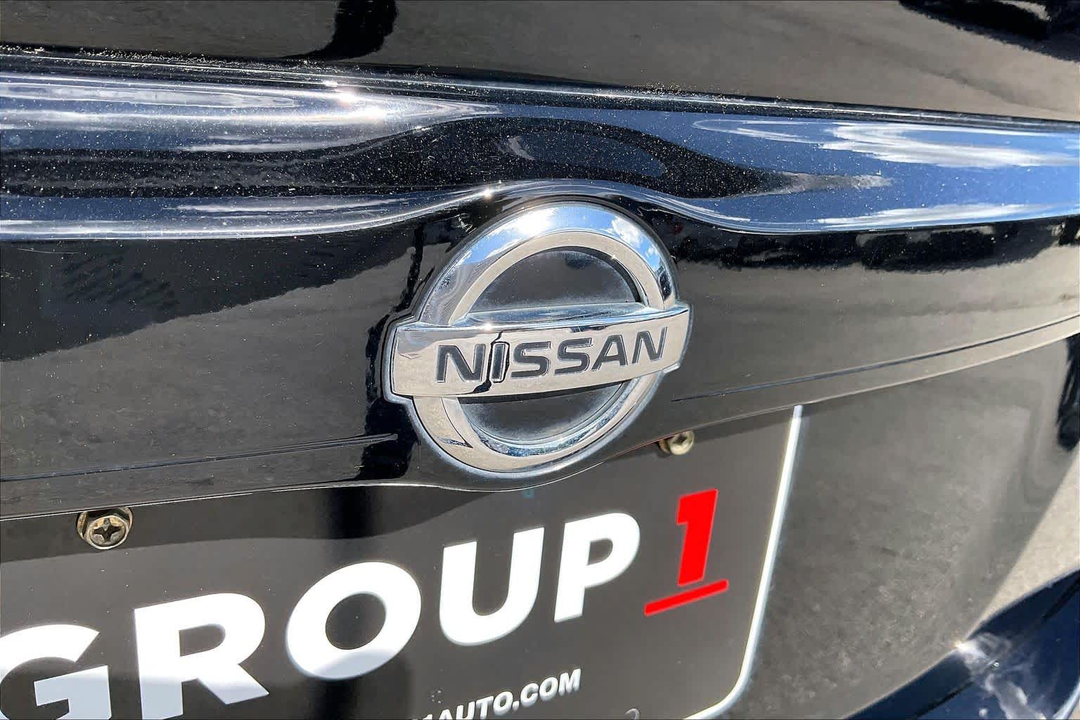 2018 Nissan Versa Sedan photo 29 of 33