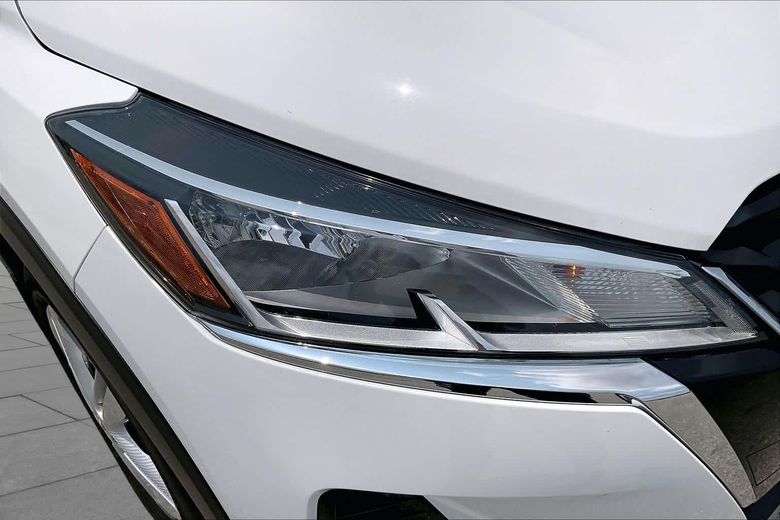 2024 Nissan Kicks S Fresh Powder at Sterling McCall Nissan