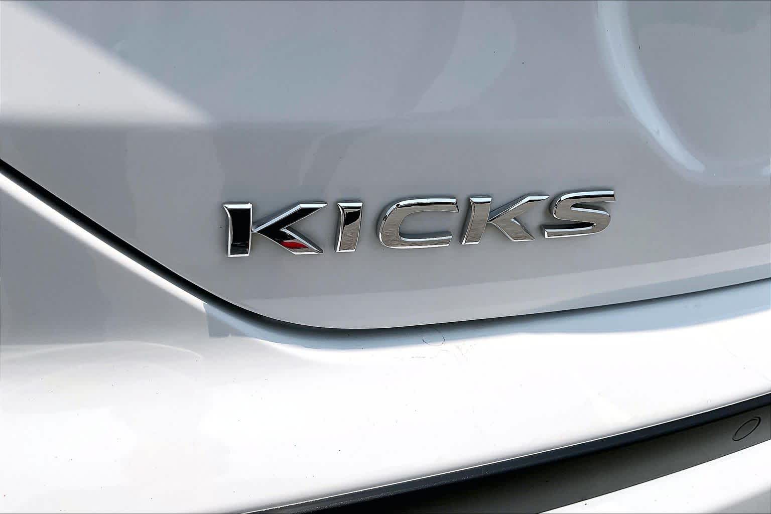 2024 Nissan Kicks S Fresh Powder at Sterling McCall Nissan