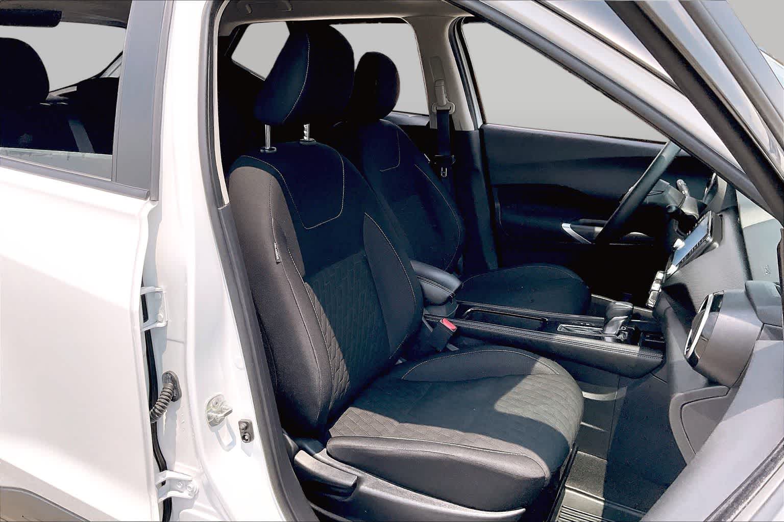 2023 Nissan Kicks SV - 8