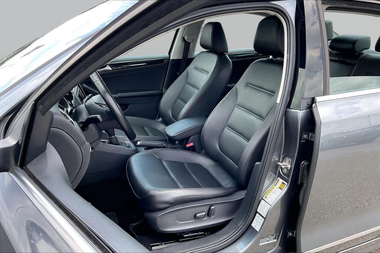 2017 Volkswagen Jetta 1.8T SEL Black at Baytown Ford