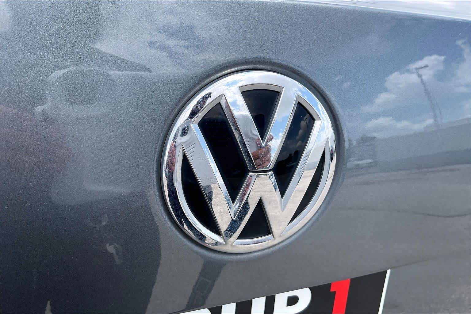 2017 Volkswagen Jetta 1.8T SEL Black at Baytown Ford