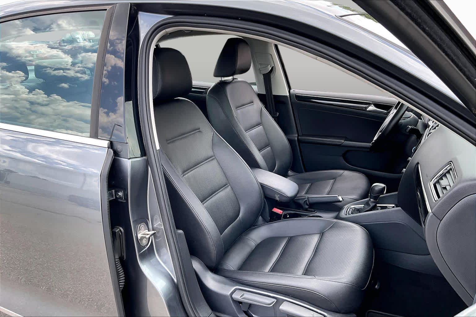 2017 Volkswagen Jetta 1.8T SEL Black at Baytown Ford