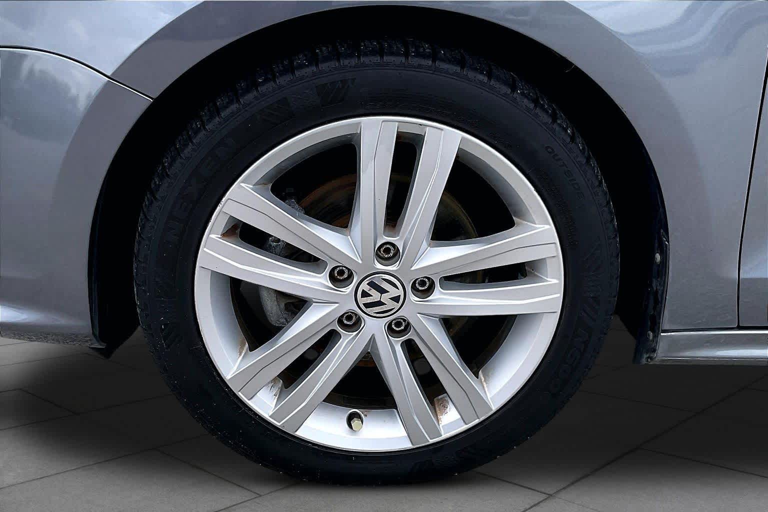 2017 Volkswagen Jetta 1.8T SEL Black at Baytown Ford