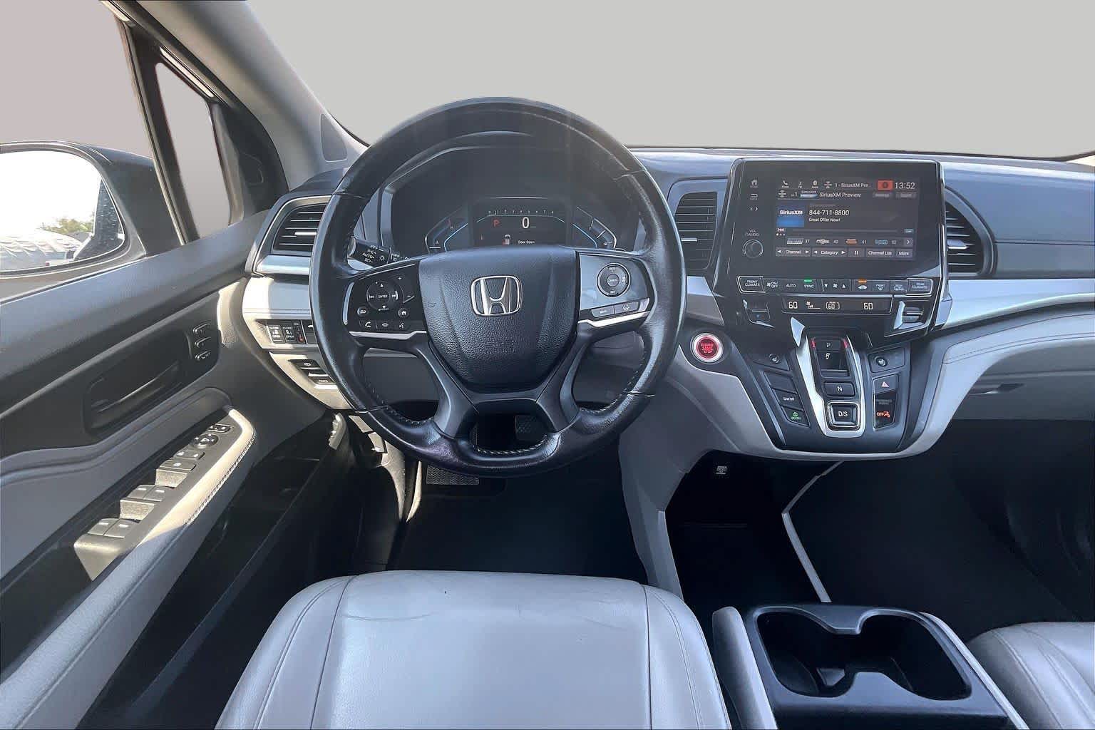 2019 Honda Odyssey photo 6 of 33