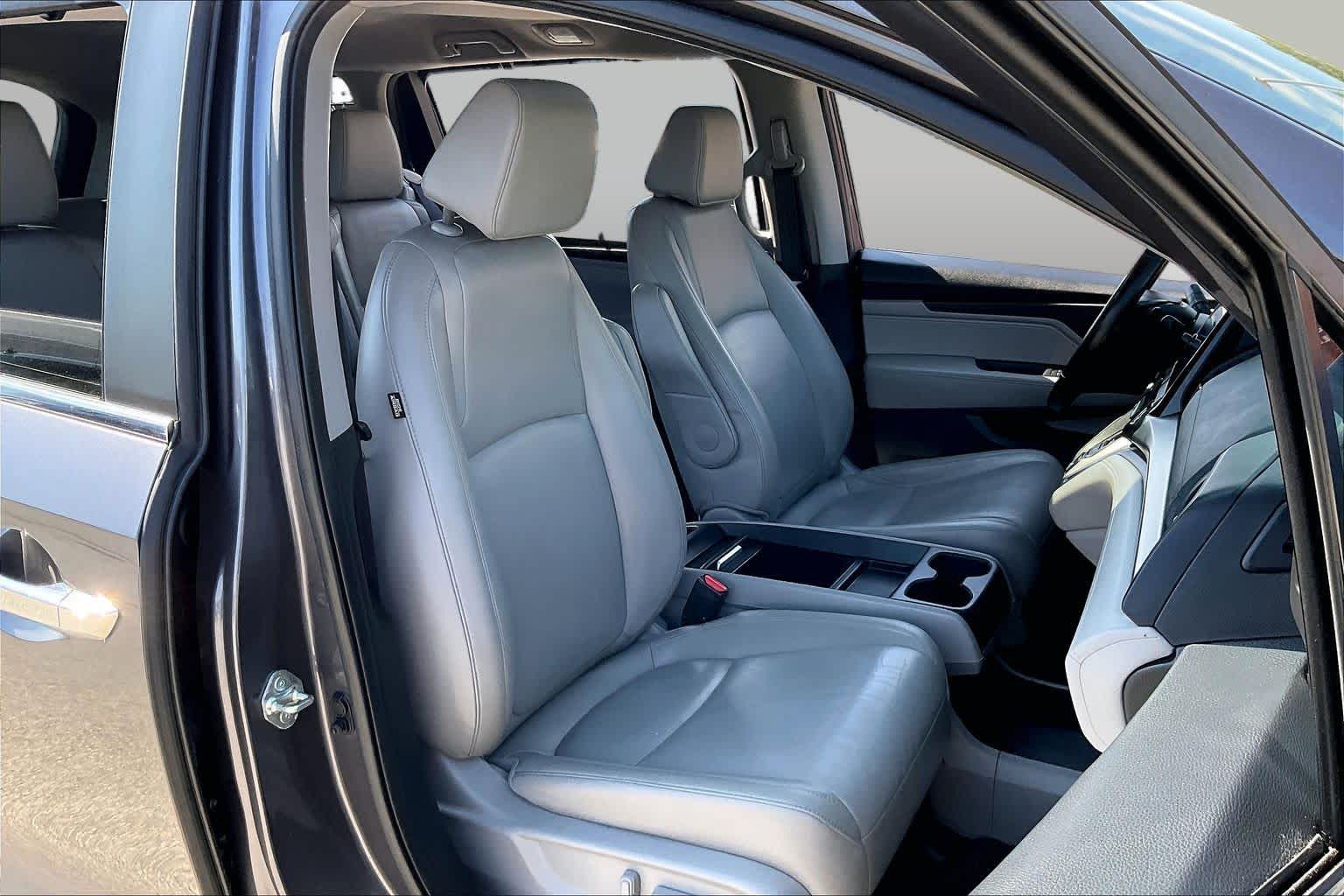 2019 Honda Odyssey photo 9 of 33