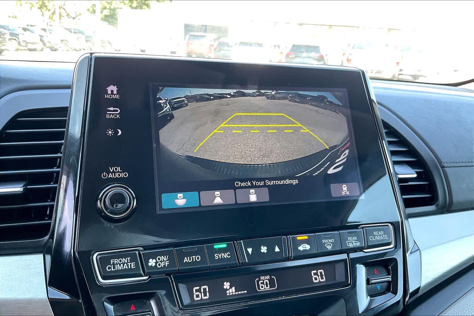 2019 Honda Odyssey photo 25 of 33