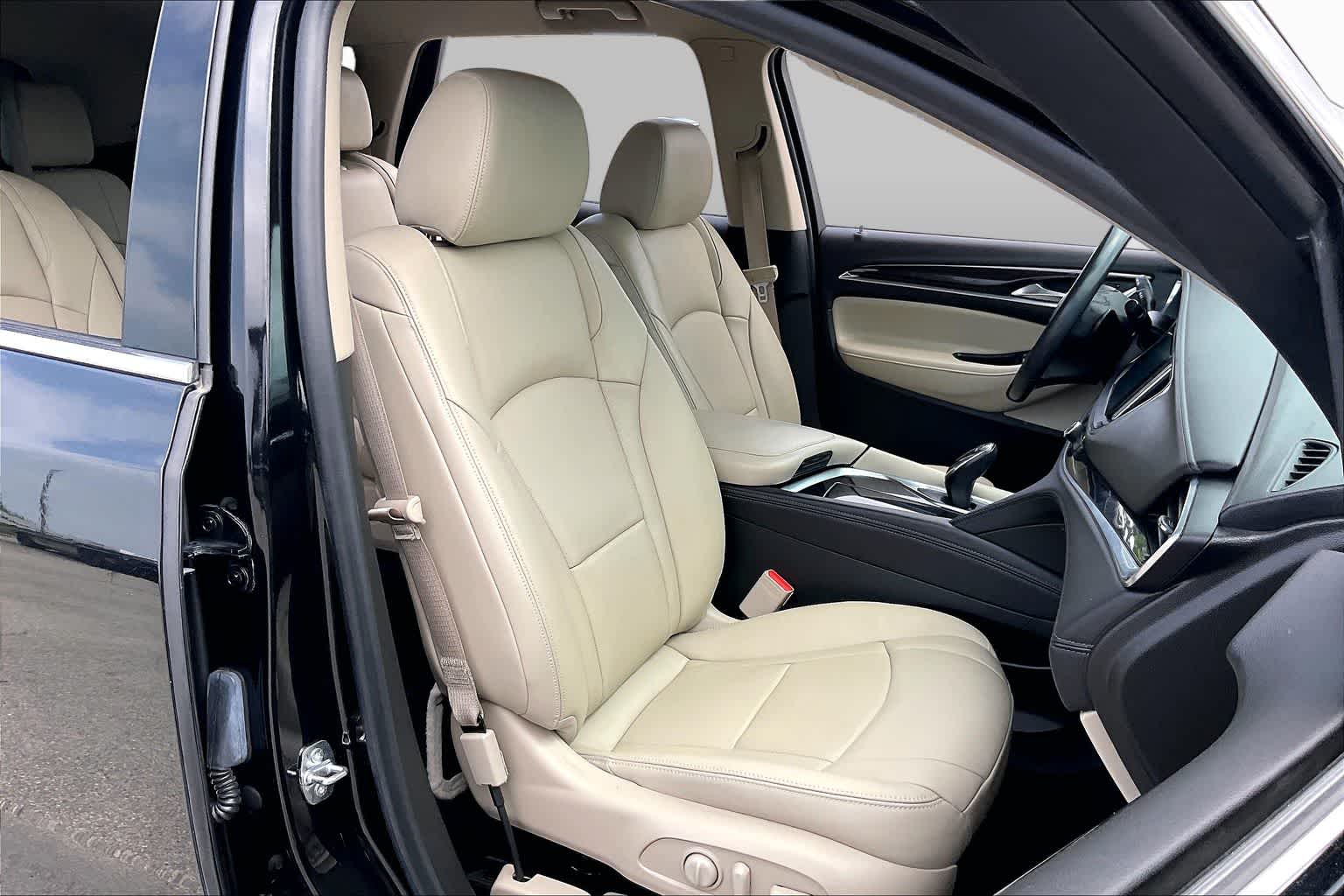 2019 Buick Enclave Essence - 8