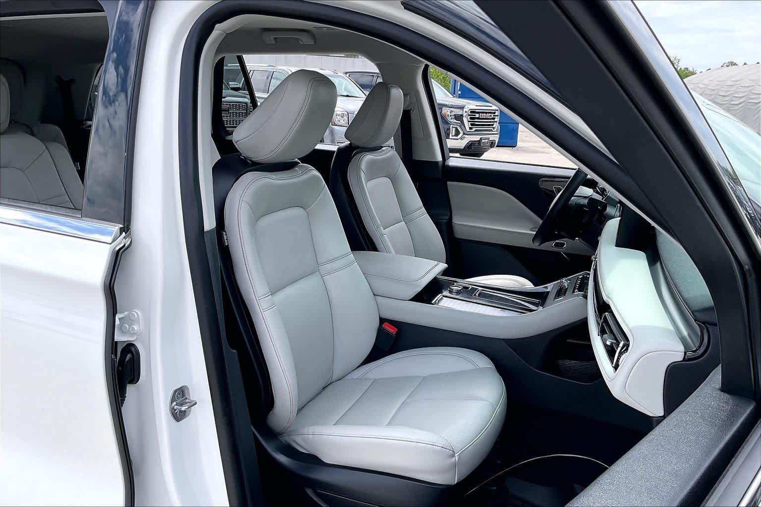 2026 Lincoln Aviator Premiere - 8