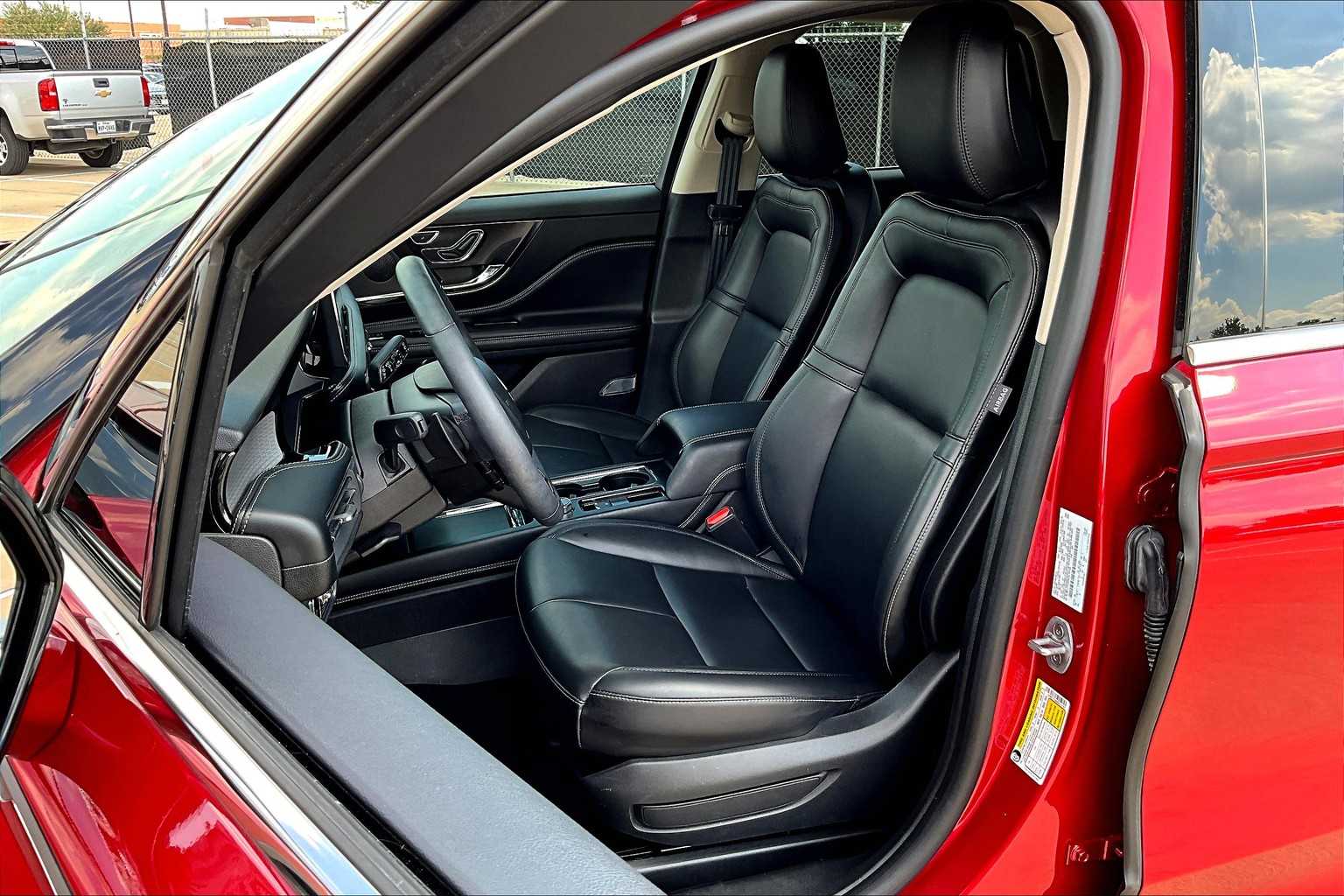 2024 Lincoln Corsair Premiere Red Carpet Metallic Tinted Clearcoat at Baytown Ford