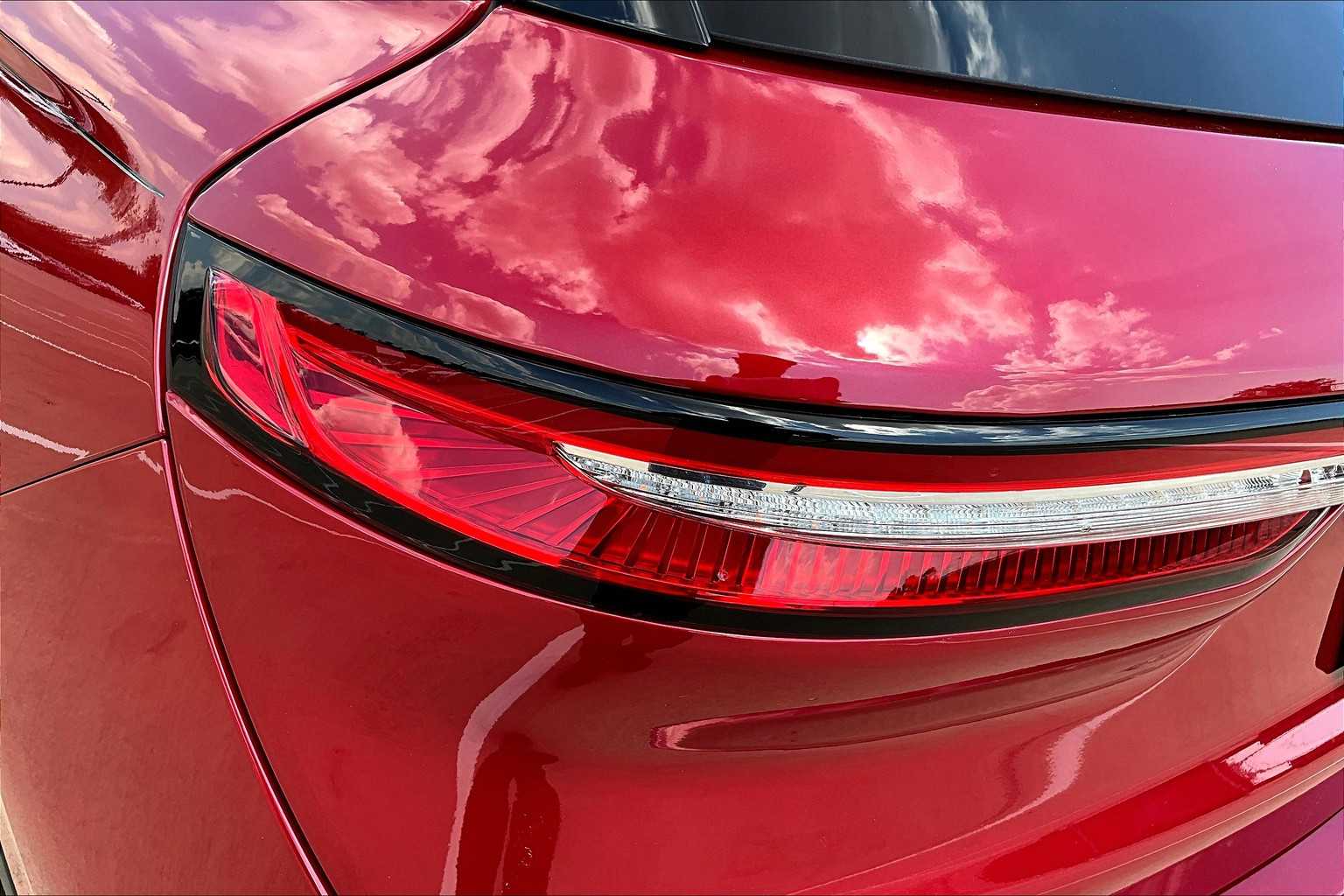 2024 Lincoln Corsair Premiere Red Carpet Metallic Tinted Clearcoat at Baytown Ford