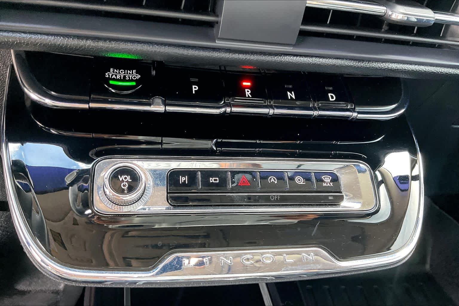 2023 Lincoln Corsair photo 31 of 33
