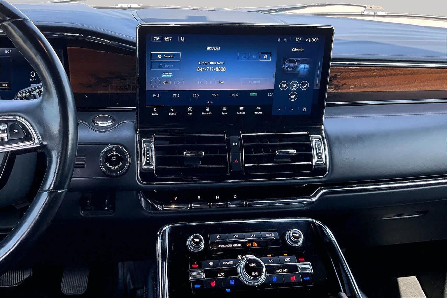 2022 Lincoln Navigator L photo 7 of 33