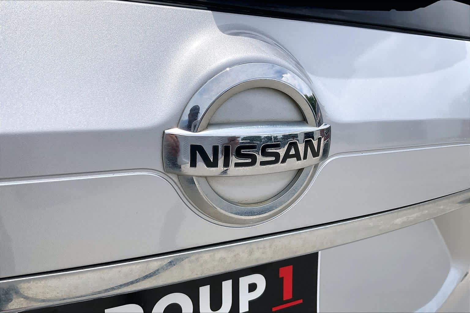2016 Nissan Rogue SL BRILLIANT SILVE at Tomball Ford