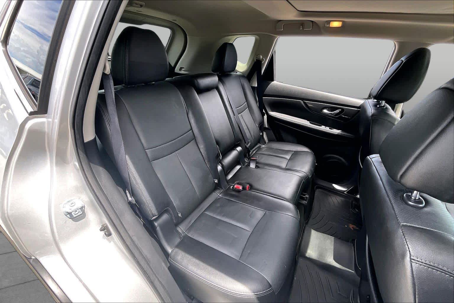 2016 Nissan Rogue SL BRILLIANT SILVE at Tomball Ford