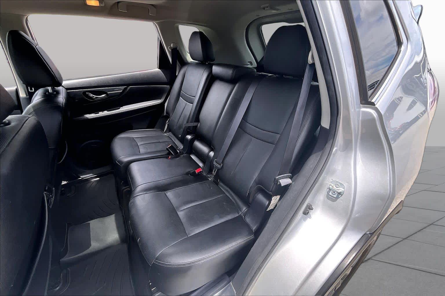 2016 Nissan Rogue SL BRILLIANT SILVE at Tomball Ford