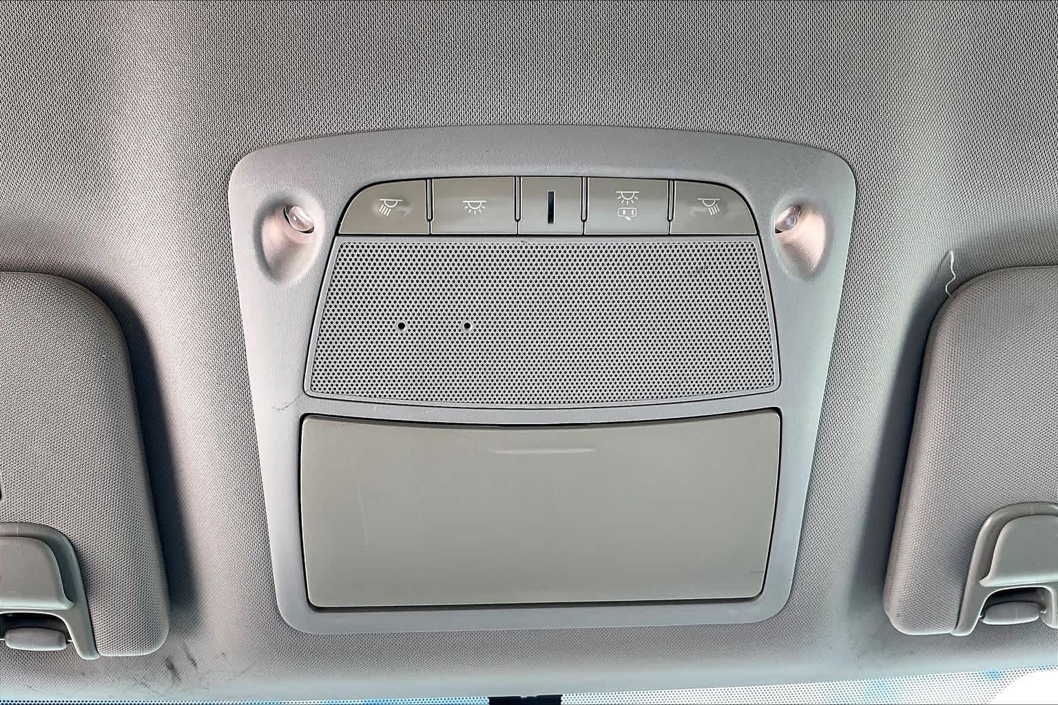 2018 Nissan Murano photo 31 of 33