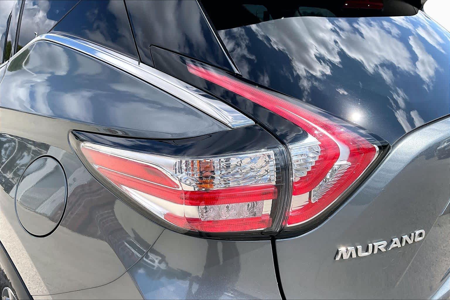 2018 Nissan Murano photo 27 of 33