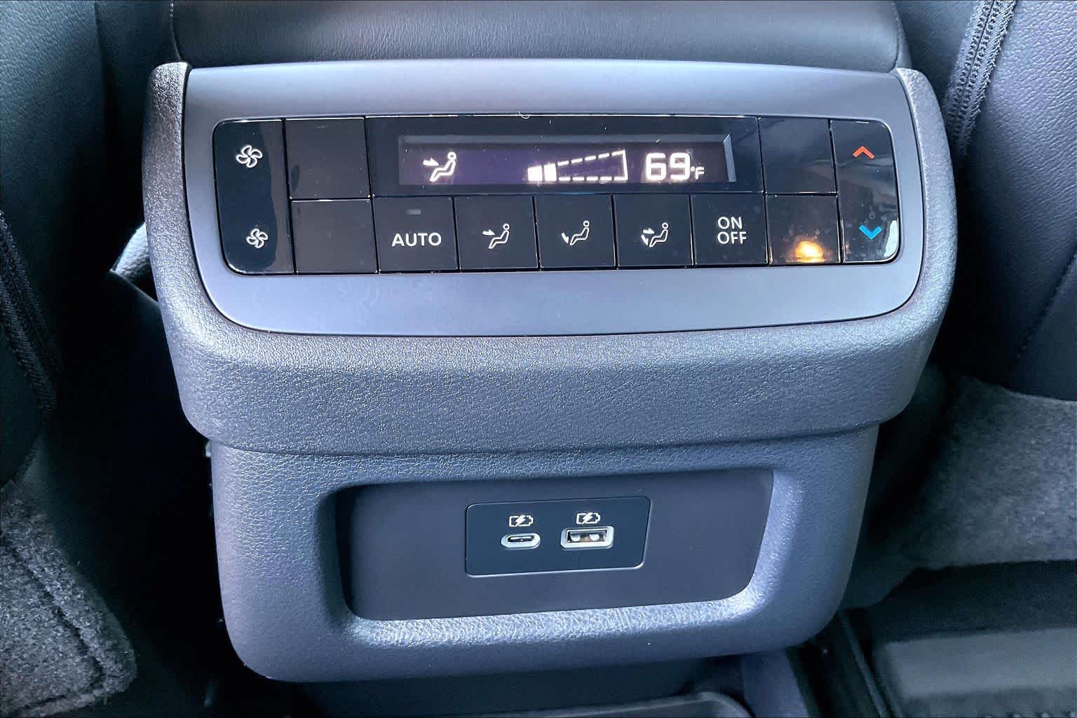 2025 Nissan Pathfinder Rock Creek Glacier White at Sterling McCall Nissan
