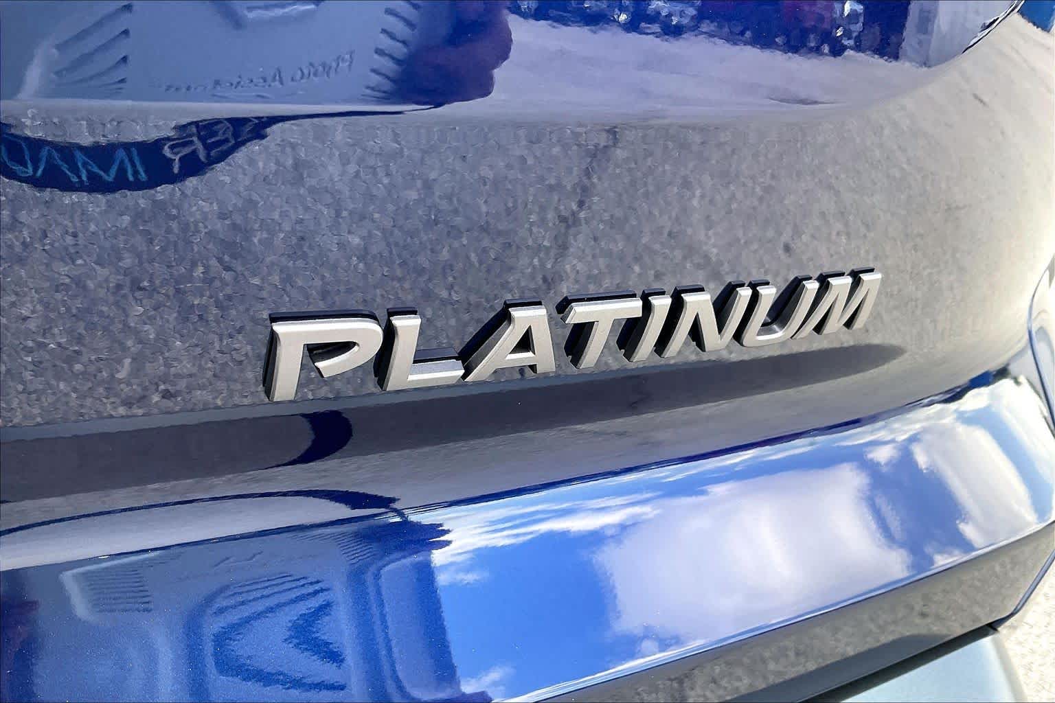2026 Nissan Pathfinder Platinum Deep Ocean Blue Pearl at Sterling McCall Nissan